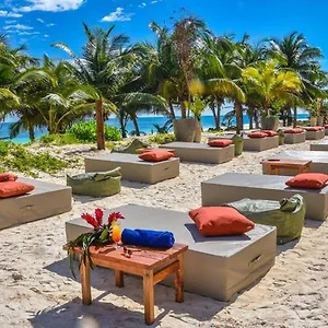 Hotel Mia Beachfront - Ocean View And Club, Tulum
